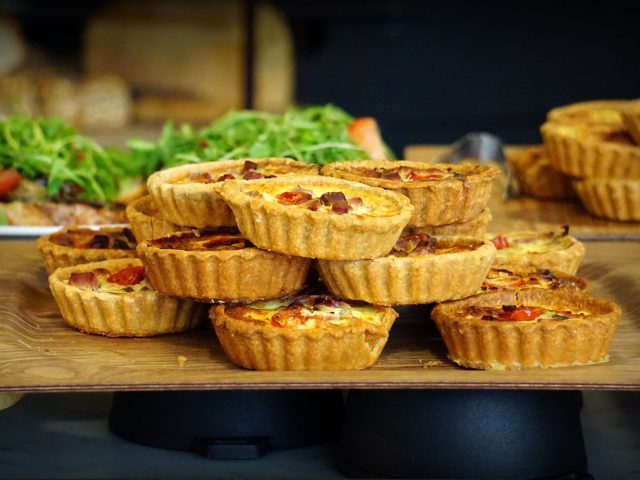 Recette de quiche légère et facile : Quiche sans pâte aux légumes d’été